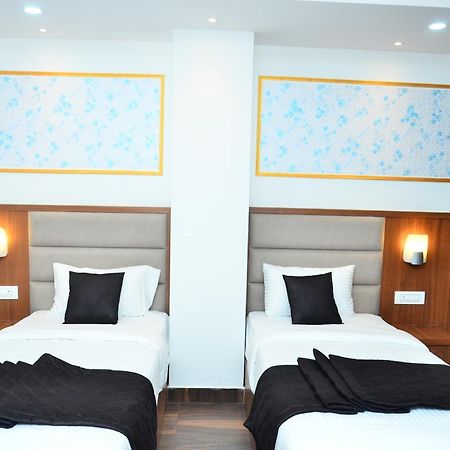 Hotel Eyrie Nest העיר בנגלור מראה חיצוני תמונה