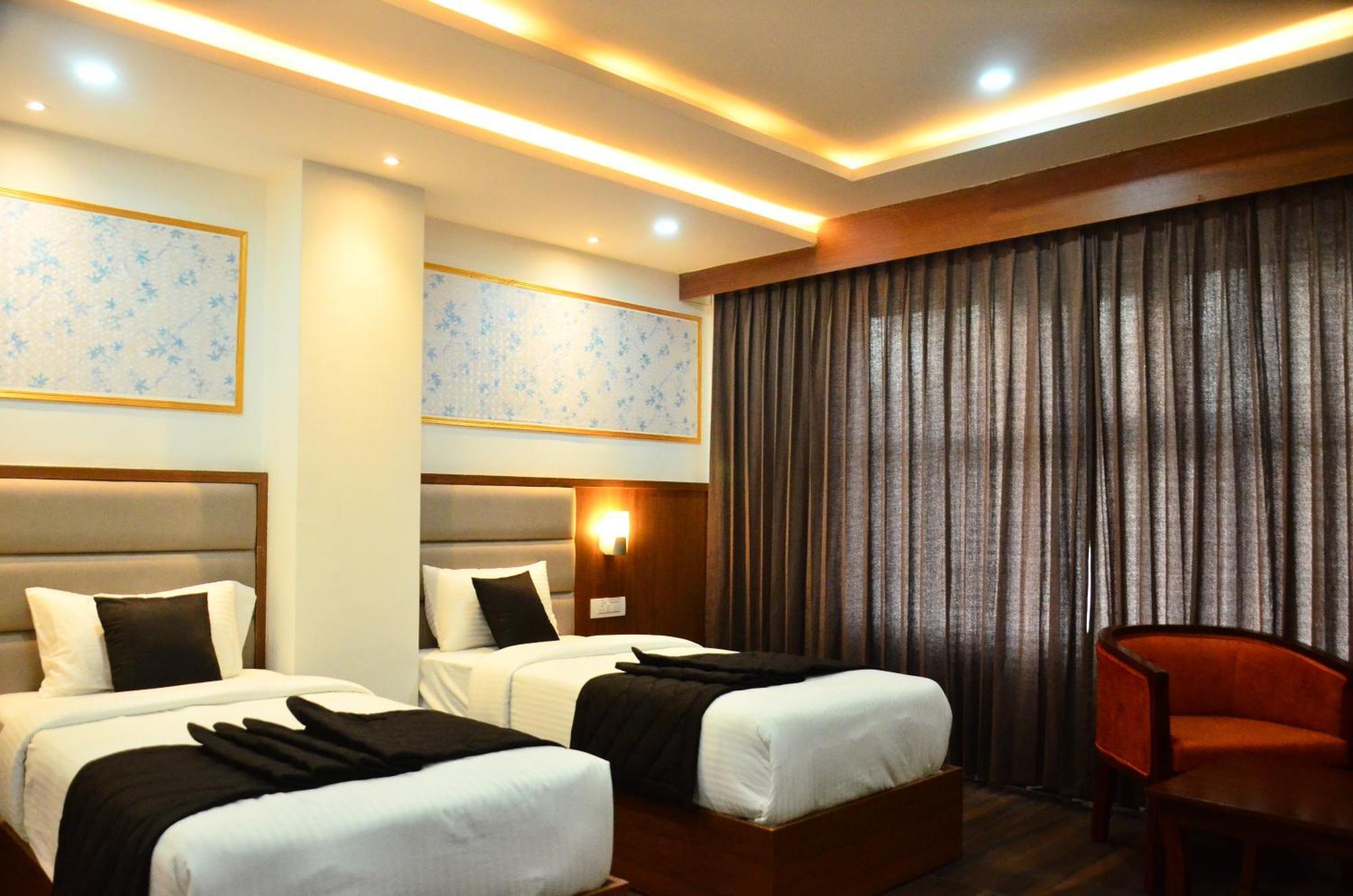 Hotel Eyrie Nest העיר בנגלור מראה חיצוני תמונה