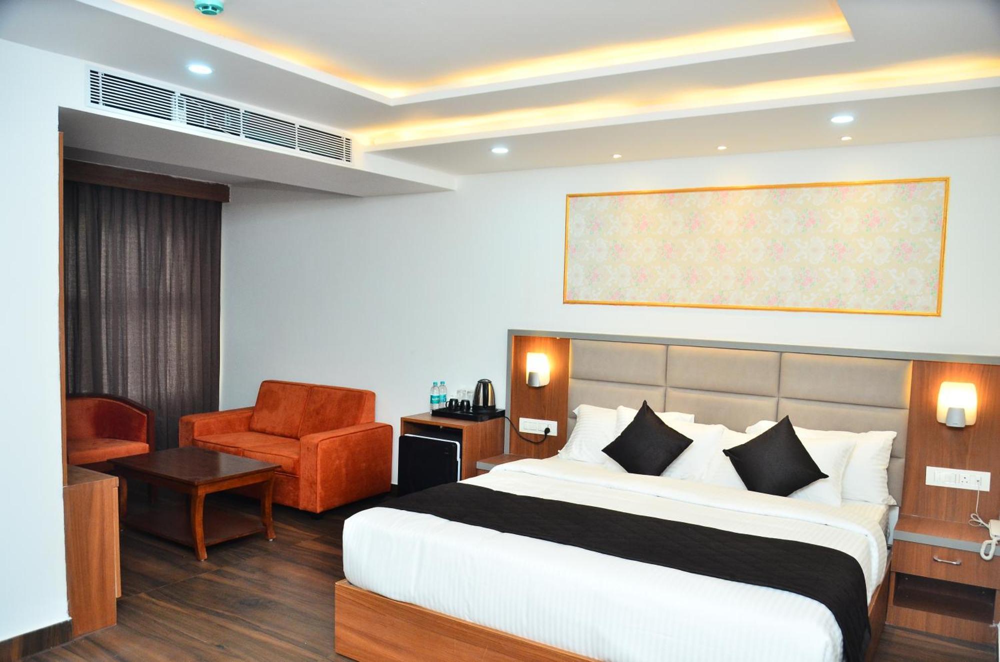 Hotel Eyrie Nest העיר בנגלור מראה חיצוני תמונה